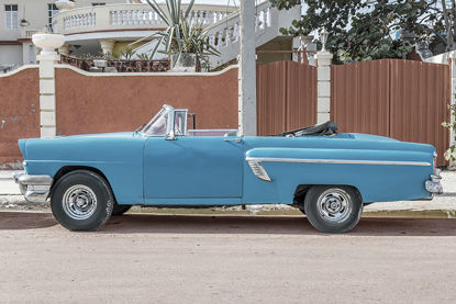 36 x 24 Cuban Car, Blue Convertible (IBG)