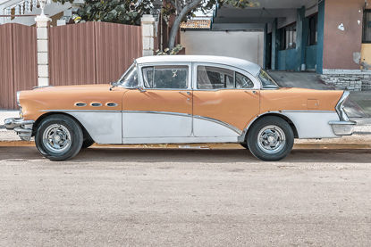 36 x 24 Cuban Car, Orange and White (IBG)