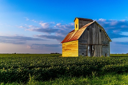45 x 30 Barn at Day Break (FC)