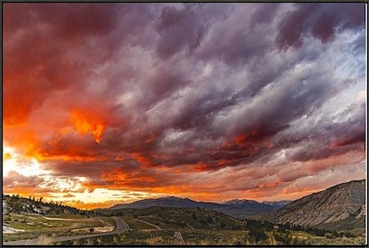 60 x 40 Sundown on Mammoth Yellowstone (PX)